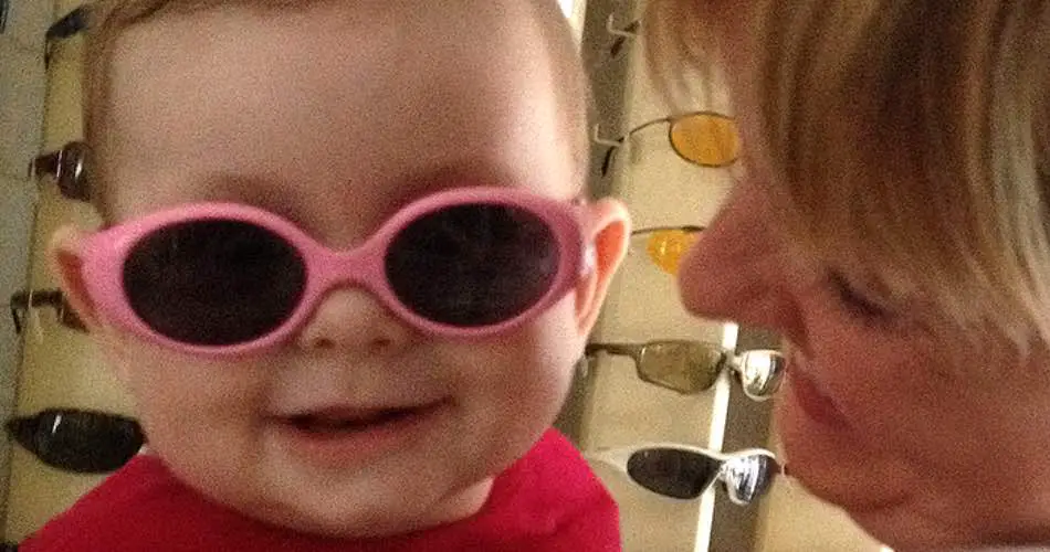 do-babies-really-need-sunglasses